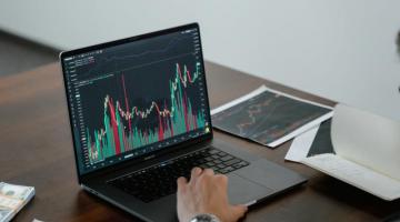 Trading Cryptocurrencies through a Forex Broker